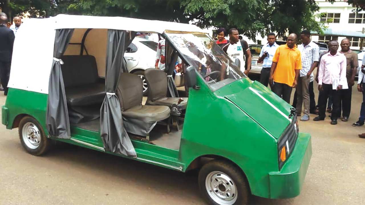 It was excitement galore at the University of Nigeria, Nsukka (UNN) yesterday as the institution’s Engineering Faculty successfully unveiled its first five-seater electric car.Christened Lion Ozumba 551, the car, made with 80 per cent locally-sourced materials, could undertake a 30-kilometer distance when fully charged.