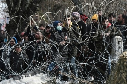 EU Promises Financial Help To Greece Over Migrant Surge