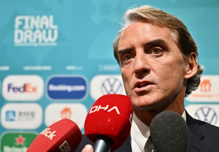 Mancini 'Football Can Wait Till 2021' - Italy Coach Mancini