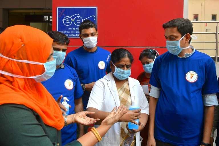 coronavirus India's Coronavirus Heroes Come Under Attack
