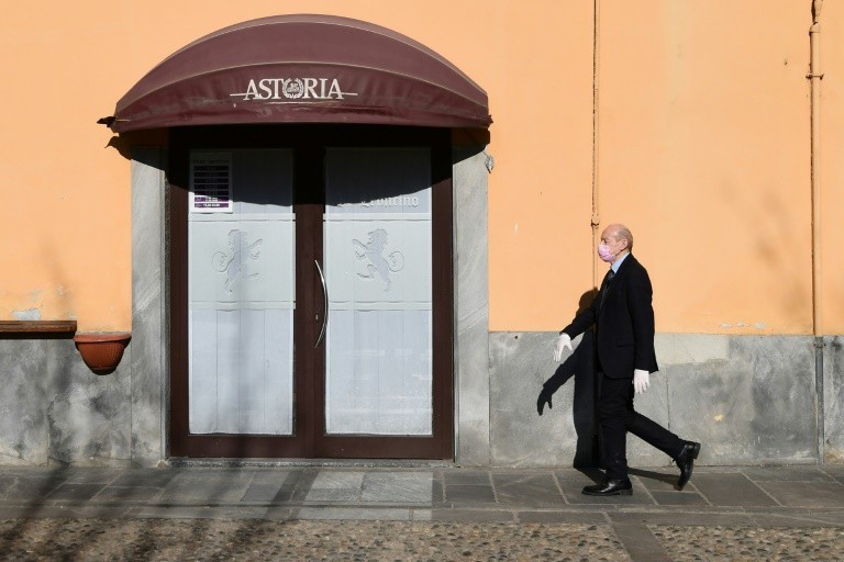 Italy Shuts Stores Across Country To Fight Virus