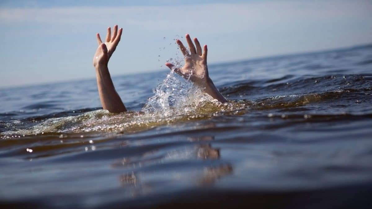 Three Students Drown In River Niger