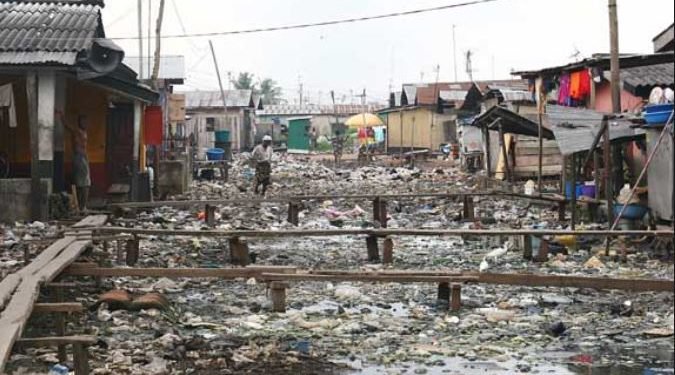 40 Percent Of Nigerians Are Poor – Buhari Govt