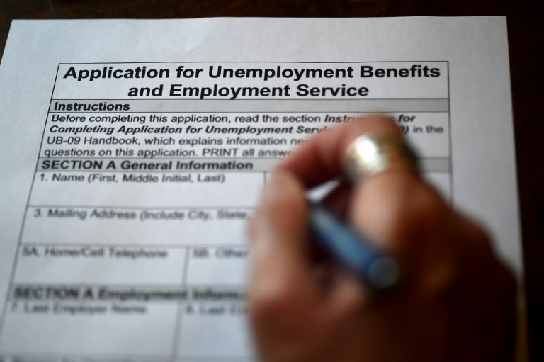 US Jobless Claims Begin Decline, But Still High At 3.2 mn