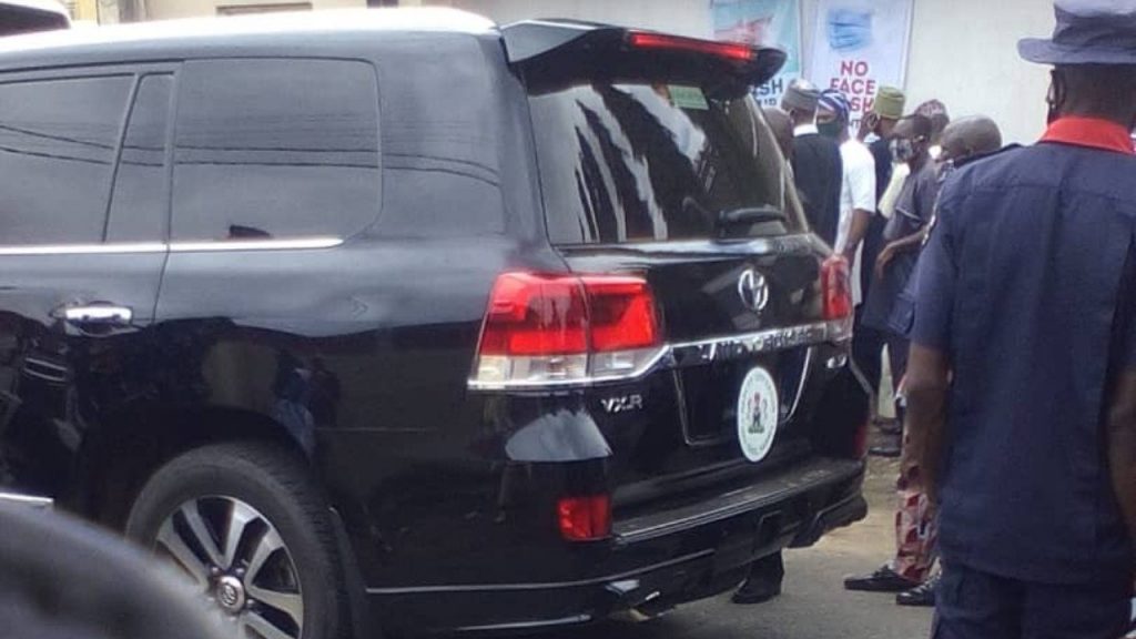 Oyo Deputy Governor Bounced Out Of Ajimobi’s Fidau Prayer
