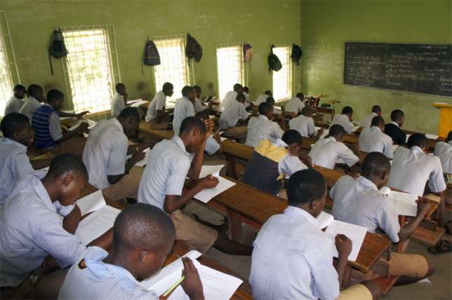 Nigeria Mulls November GCE For Students Instead Of WASSCE