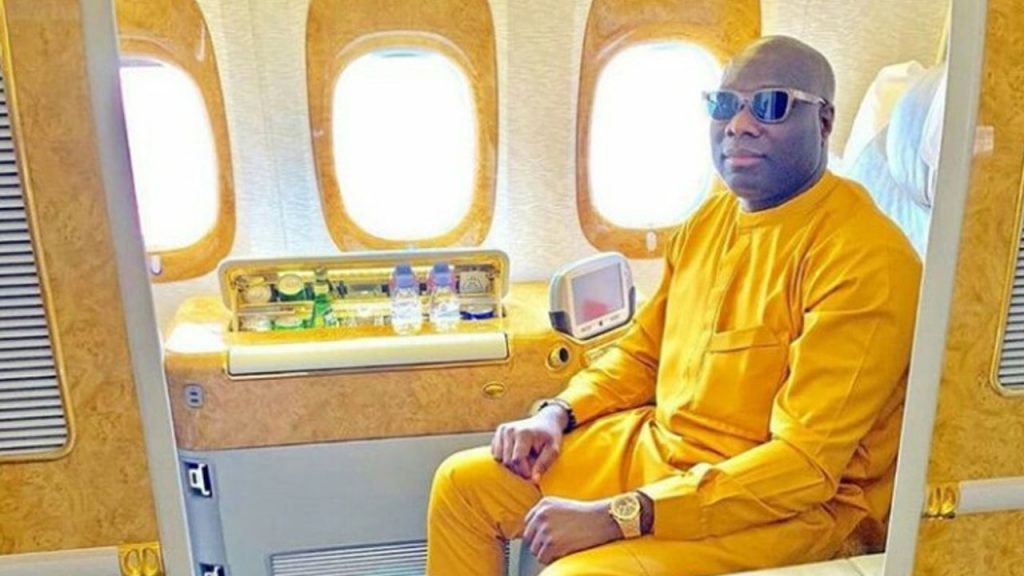 ‘₦33bn fraud’ - EFCC Seeks To Nail Mompha As Uncle Testifies