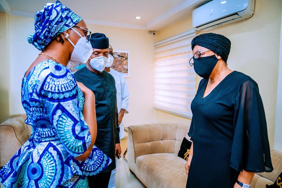 Osinbajo, Wife Visit Ajimobi’s Family In Ibadan