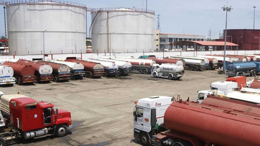 Petrol Tanker Drivers Threaten Nationwide Strike