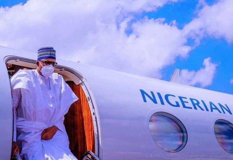 Buhari departs Nigeria for Niger for ECOWAS Summit Monday (1)