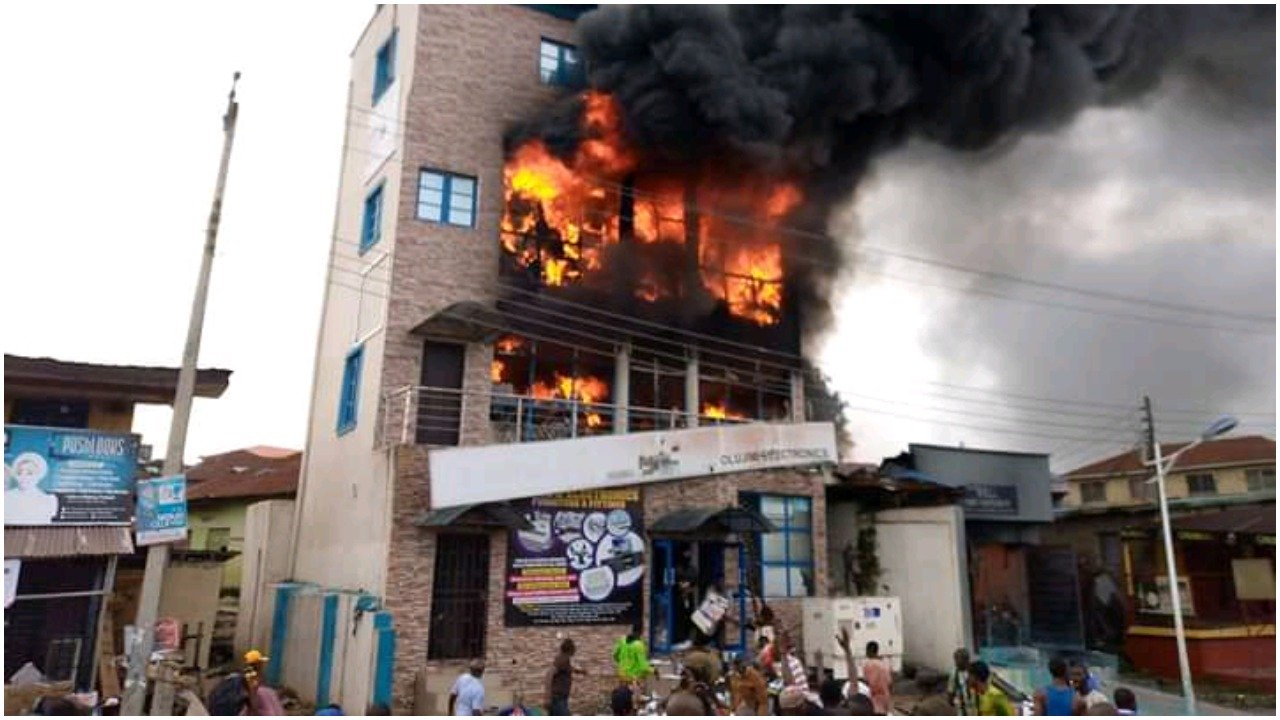 Fire guts shopping mall in Abeokuta