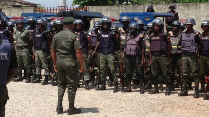 Nigerians Accuse Police Of Withdrawing From Road