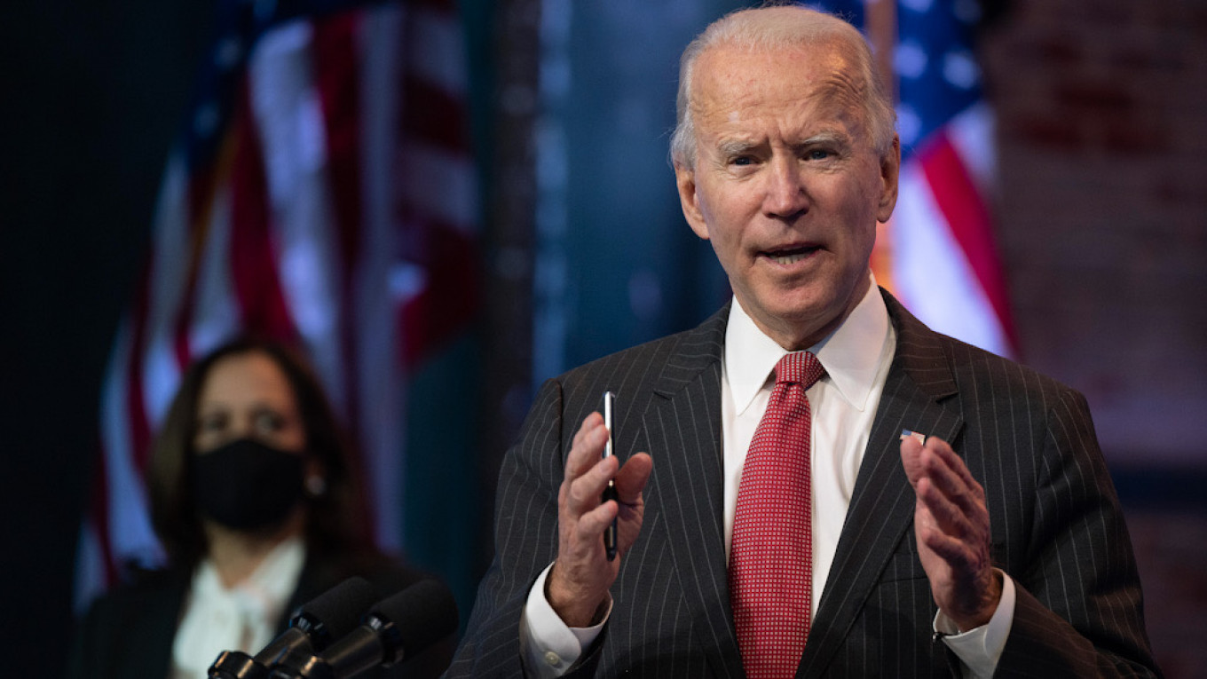 We Will Stand With Ukraine Against Russia On Crimea - Biden