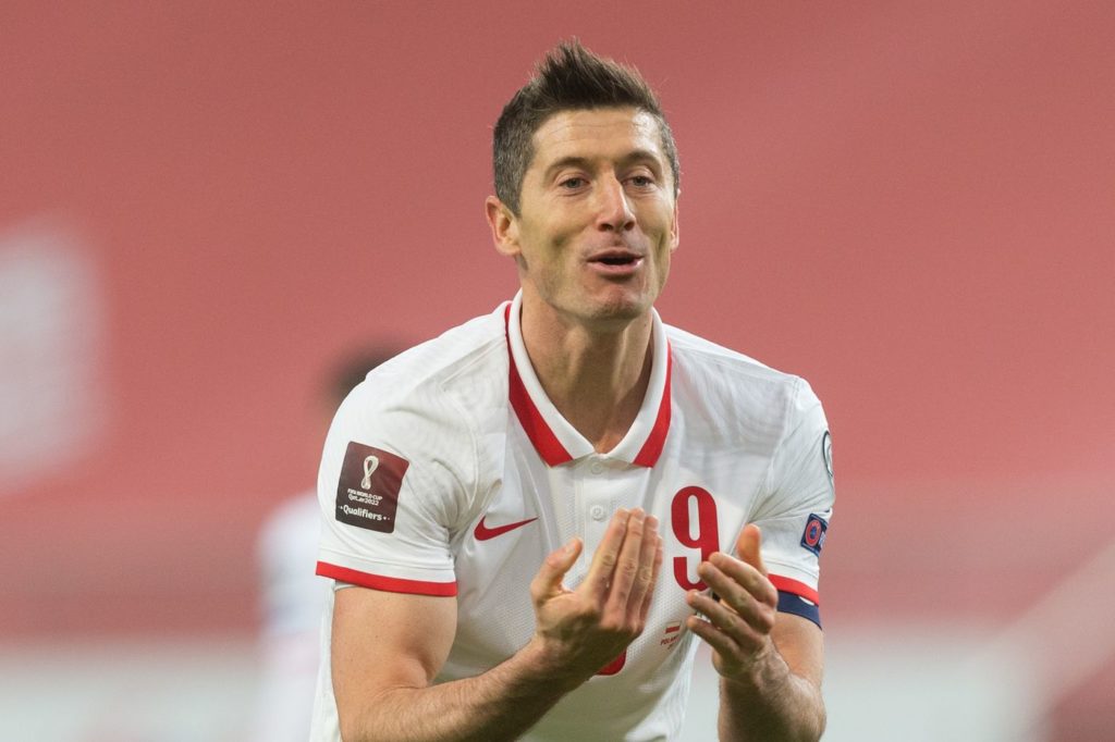 UCL Lewandowski To Miss PSG Games