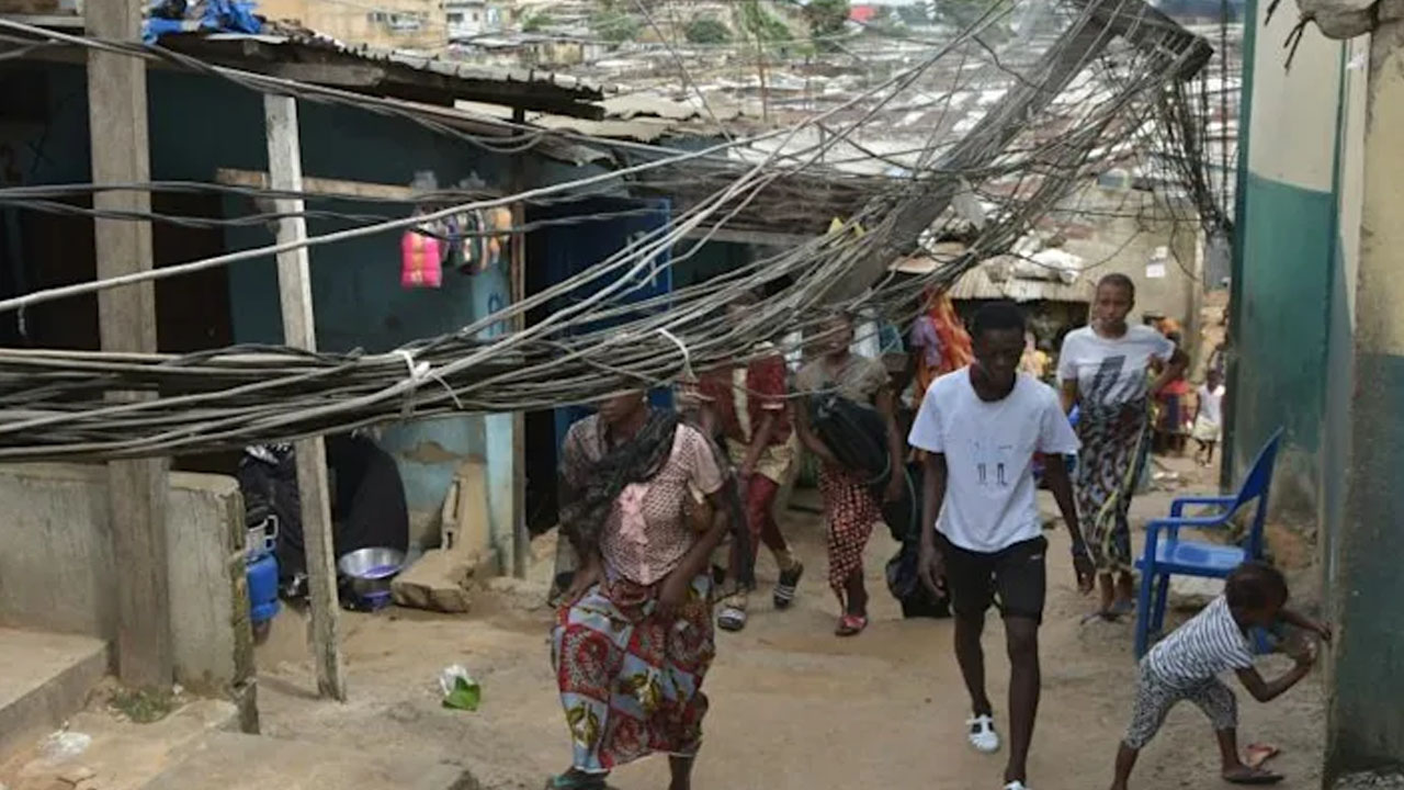 Ivorian Citizens Angry Over Constant Power Outages
