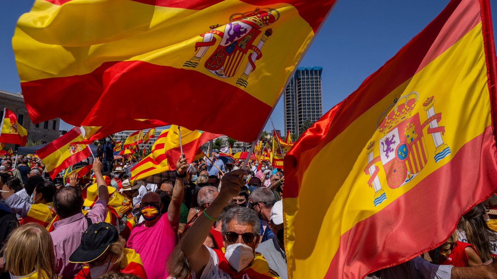 Spain Confirms Plans To Pardon Catalan Secessionists