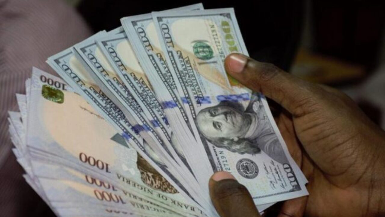 CBN Bans Sale Of Foreign Exchange To BDC Operators