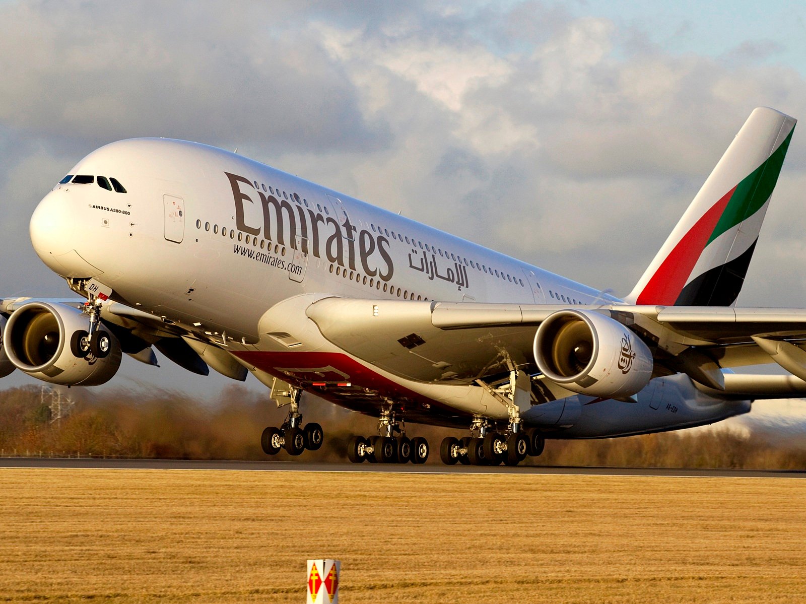 FG Lifts Suspension On Emirates Flights