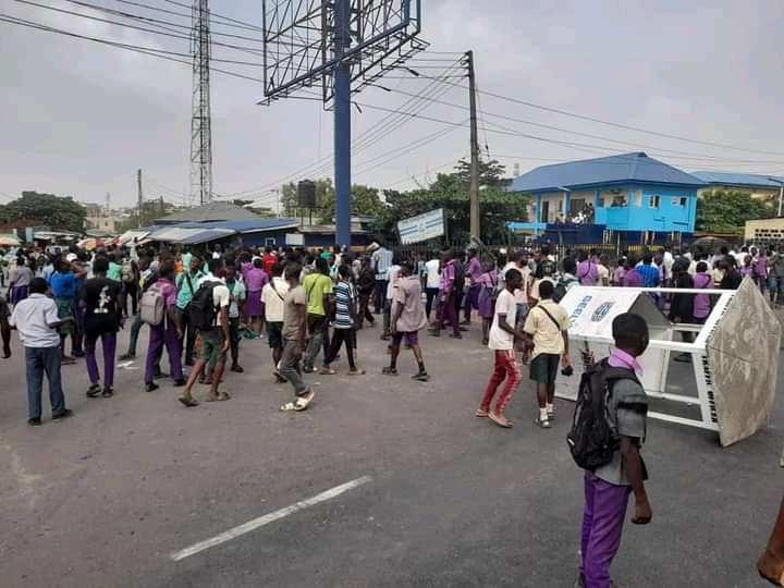 Tension At Ojodu A Day After Trailer Killed Schoolchildren