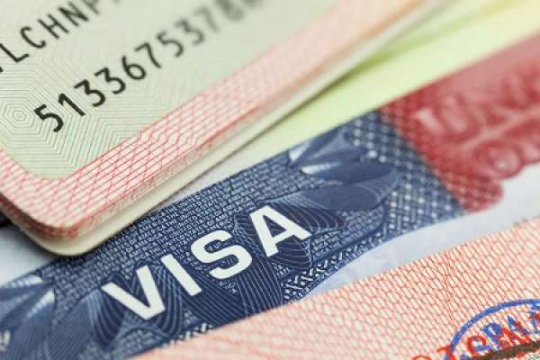 UK Lifts Suspension On Processing Visitors Visa For Nigerians