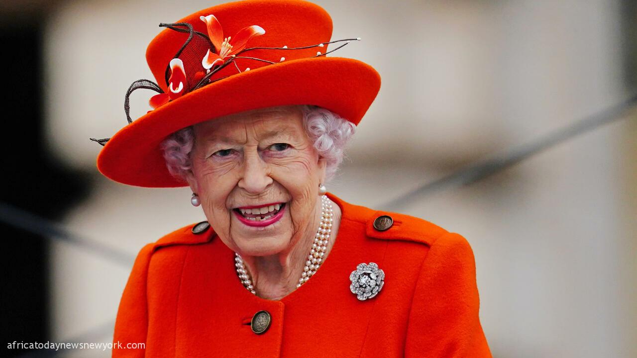Queen Elizabeth II To Miss Summer Garden Parties - Palace