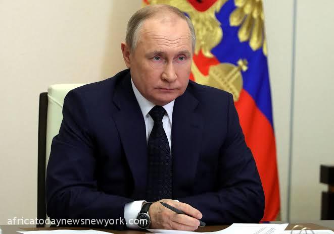 West Must Stop Sending Weapons To Ukraine, Putin Tells Macron