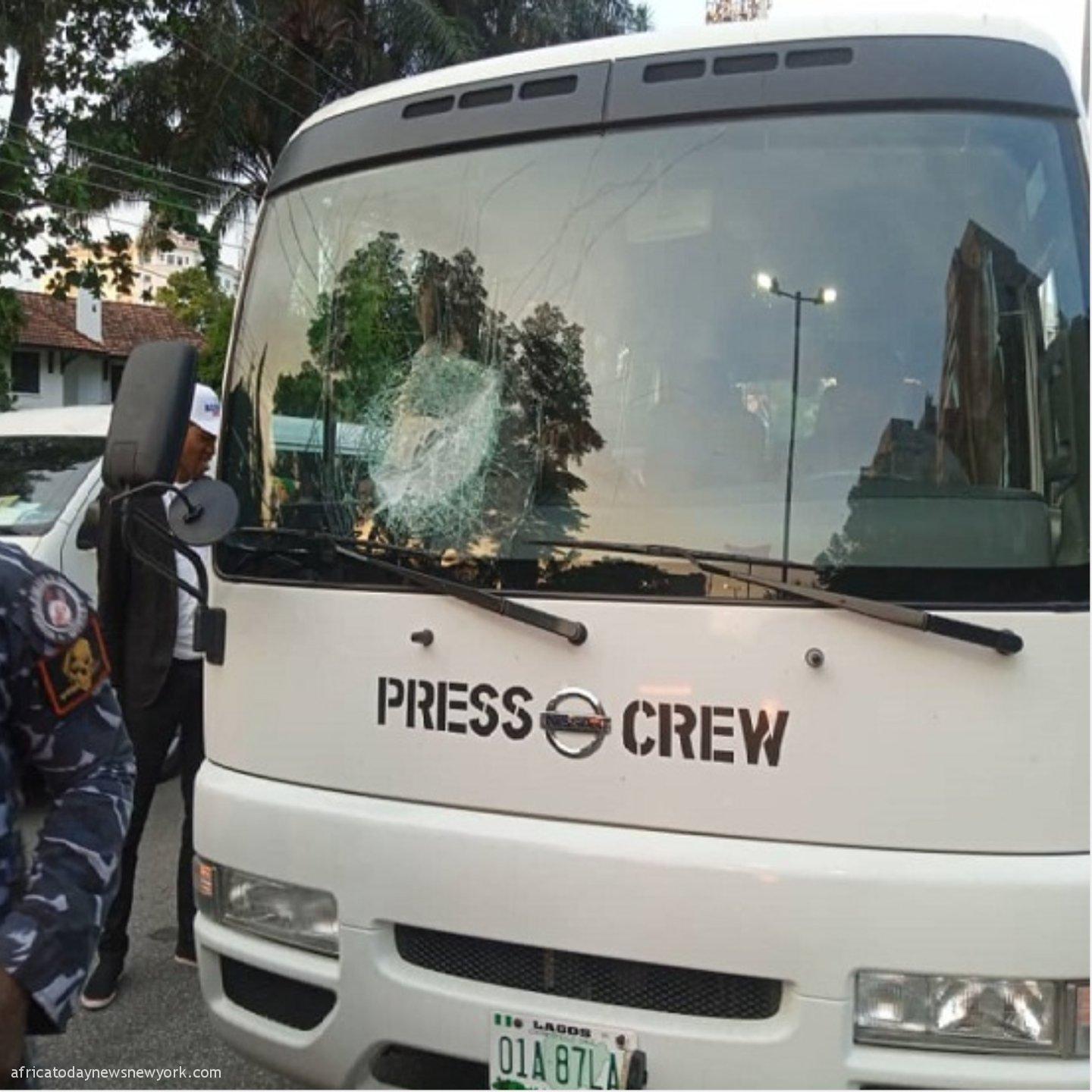 Hoodlums Ambush Journalists Covering Tinubu In Lagos