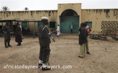 Over 600 Boko Haram Suspects Escape From Kuje Prison