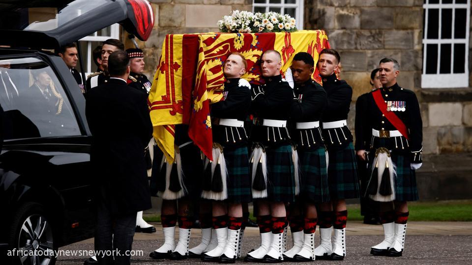 Queen Elizabeth's Coffin Arrives In Edinburgh On Final Journey