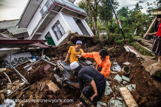 Death Toll In Indonesia Quake Soars To 268
