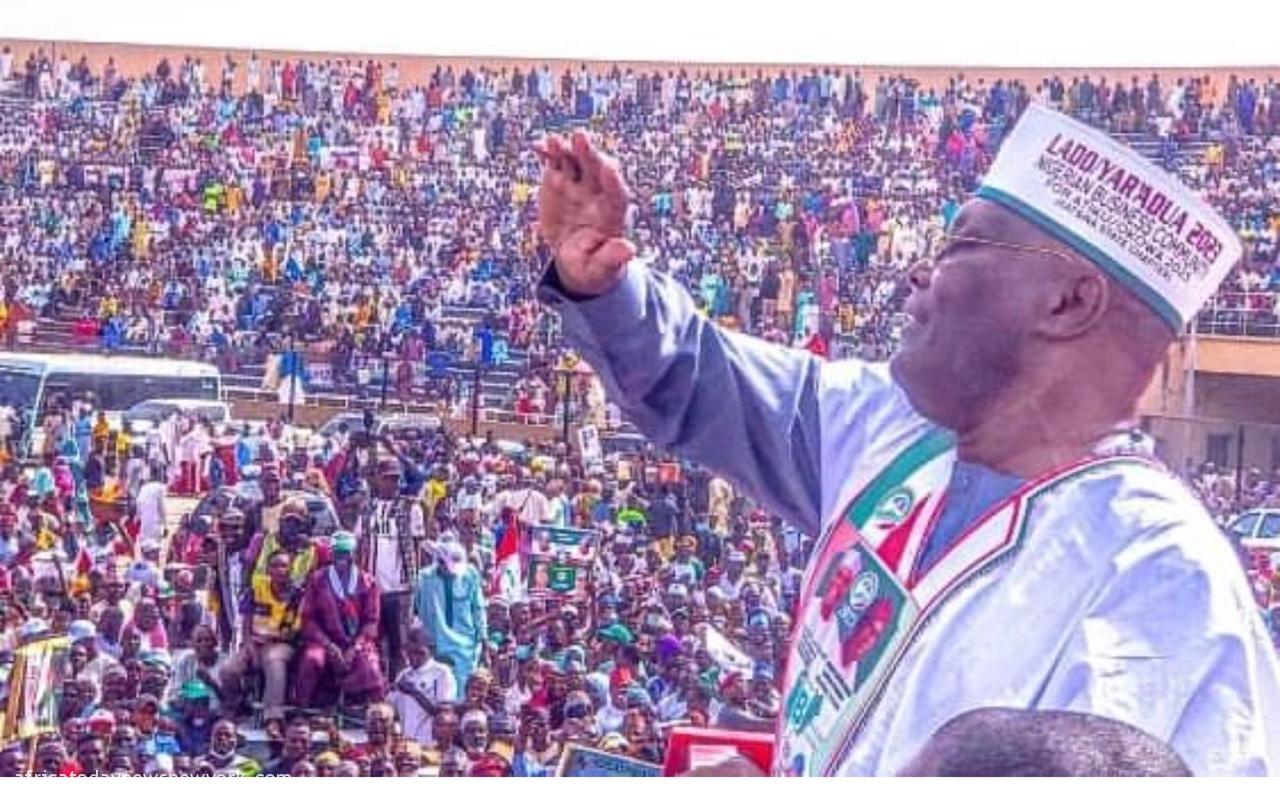 2023 19,000 Buhari’s Kinsmen Defect To PDP At Atiku’s Rally