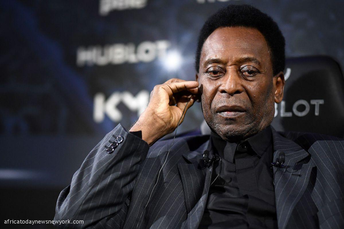 Sick Pele’s Family Gather At His Hospital Bedside In Brazil