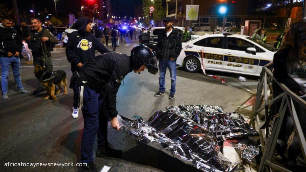 7 Dead Following Shooting Outside East Jerusalem Synagogue