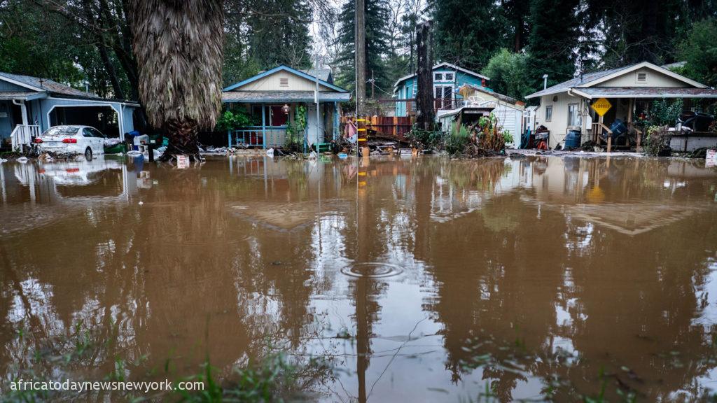 Blackout Hits California As 16 Die Following Flooding