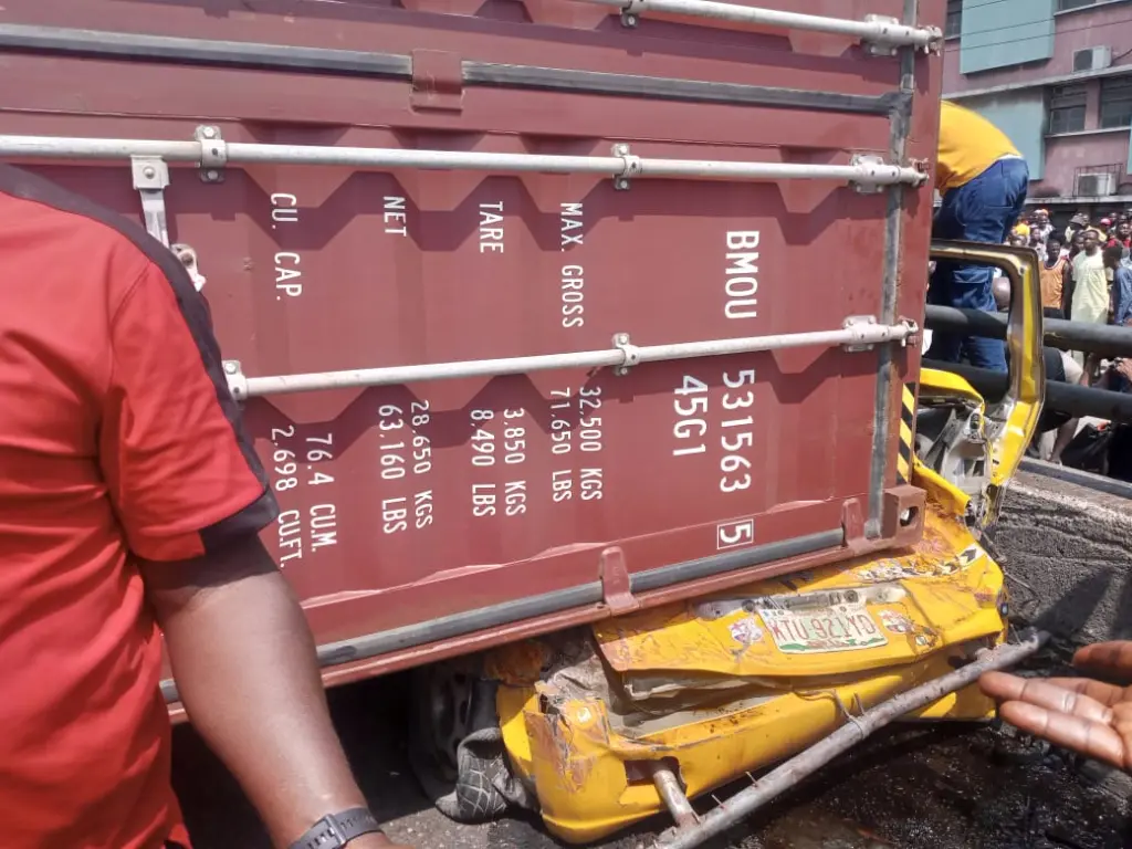 Eight Confirmed Dead As Container Falls On Bus In Lagos