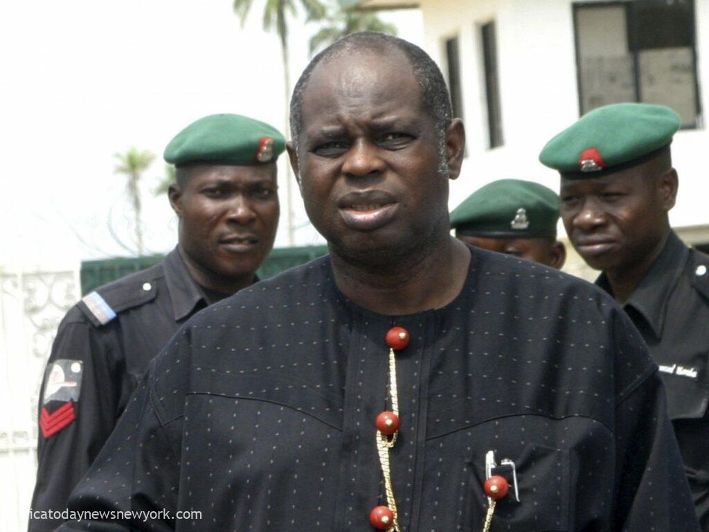 US Govt Finally Returns $954,000 Alamieyeseigha Loot