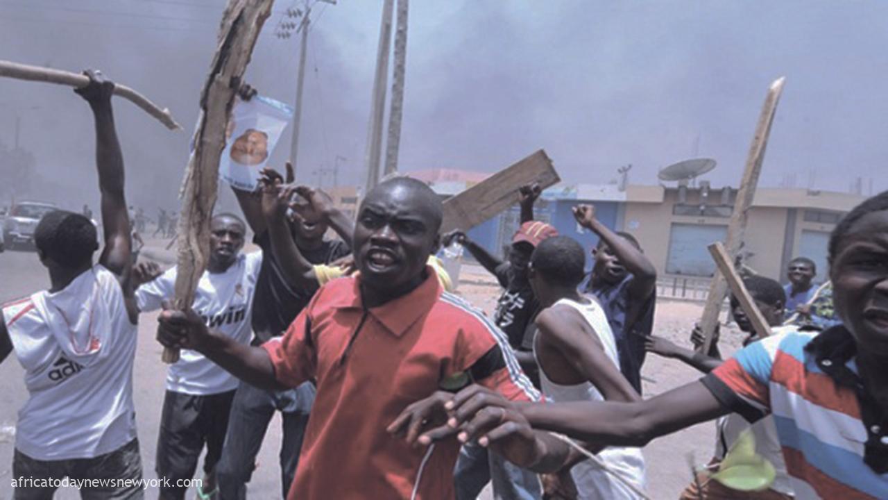 Lagos Tension As Thugs Attack Igbos In Abule Ado