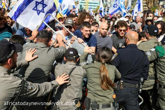 Legal Reform Israeli Police Crack Down On Protesters