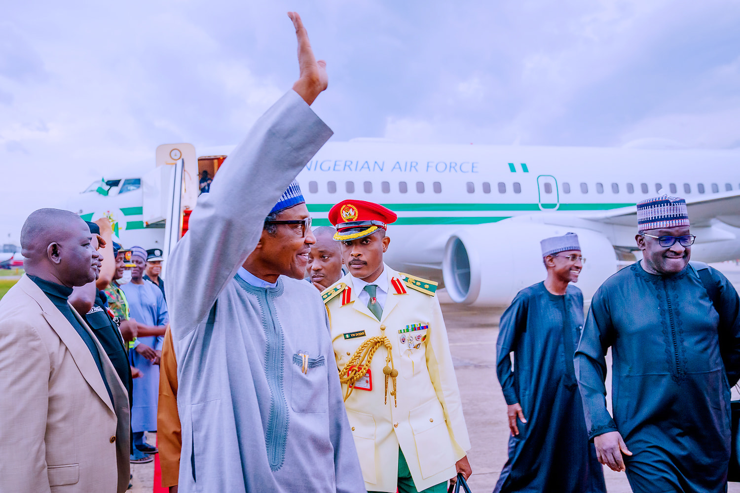 Buhari Returns To Nigeria, Avoids Sudan Airspace
