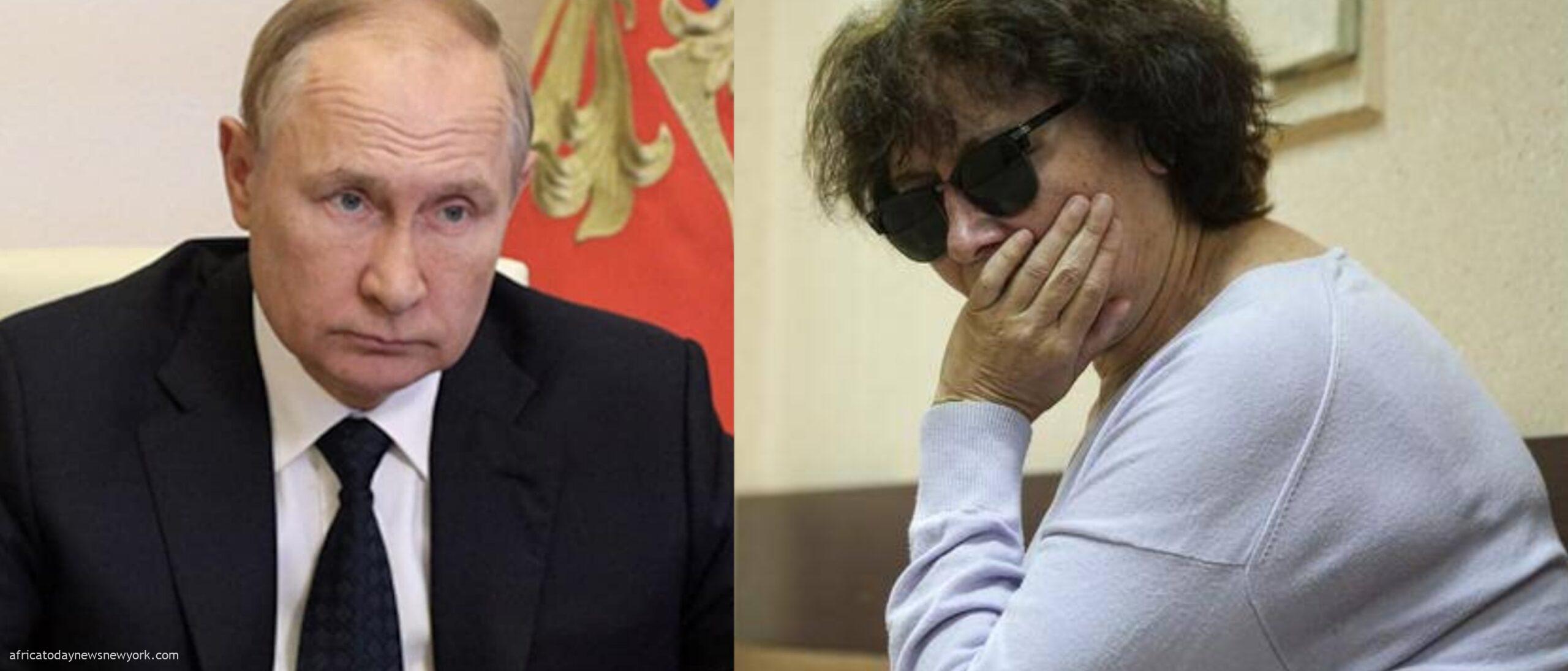 Woman Convicted For ‘Desecrating’ Putin’s Parents' Grave