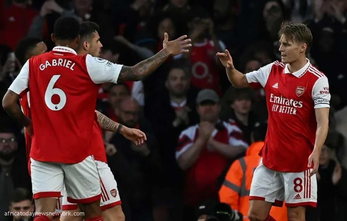Arsenal Defeats Woeful Chelsea, Return To EPL Summit