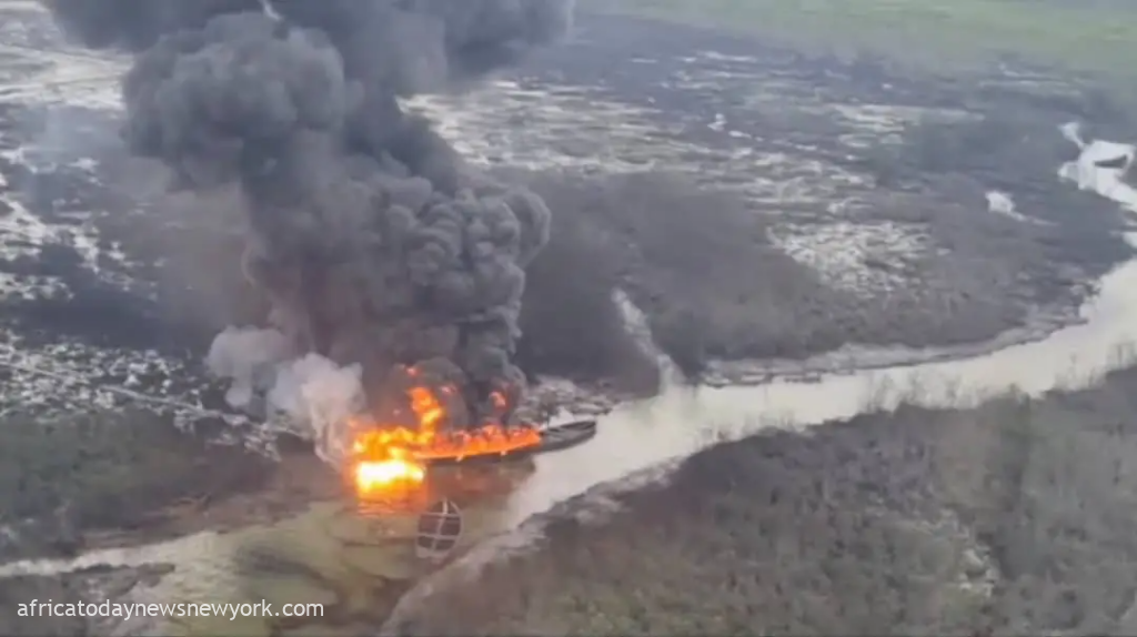 NAF Jets Destroys 3 Boats With Stolen Crude In Rivers