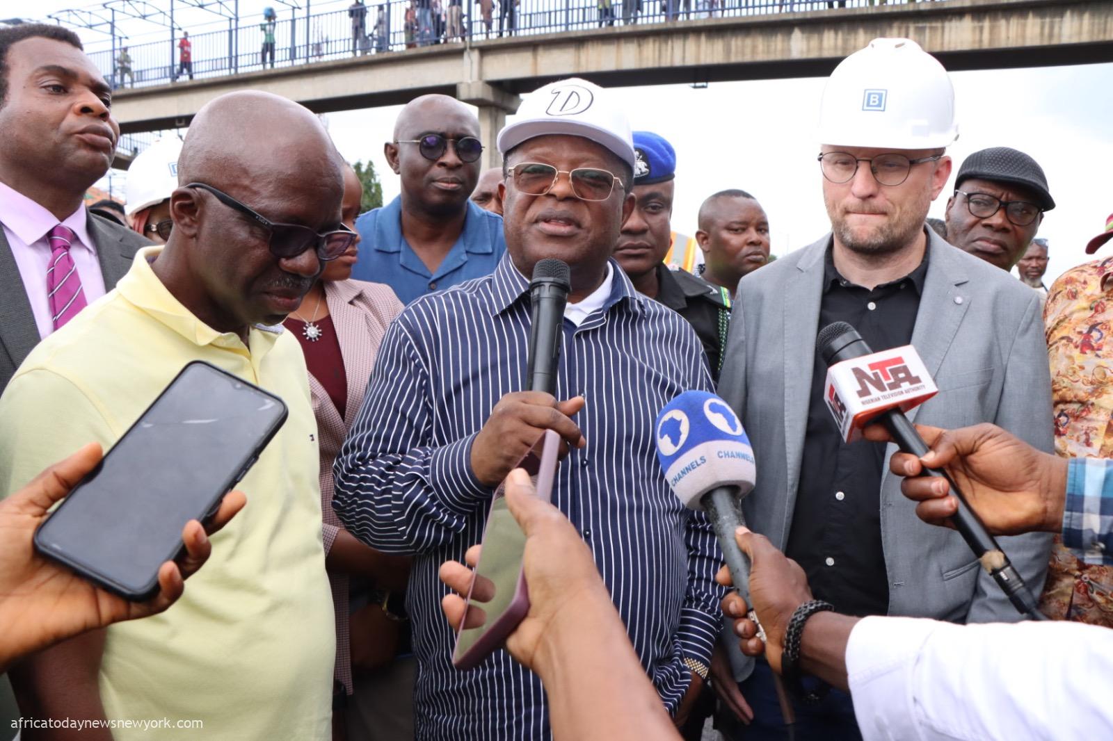 Roads No Concrete Layout, No Deal, Umahi Warns Contractors