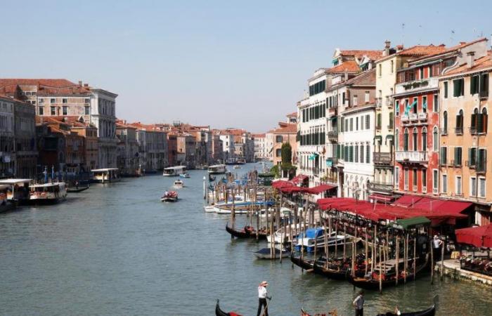 UNESCO Propose Listing Venice As Endangered Site