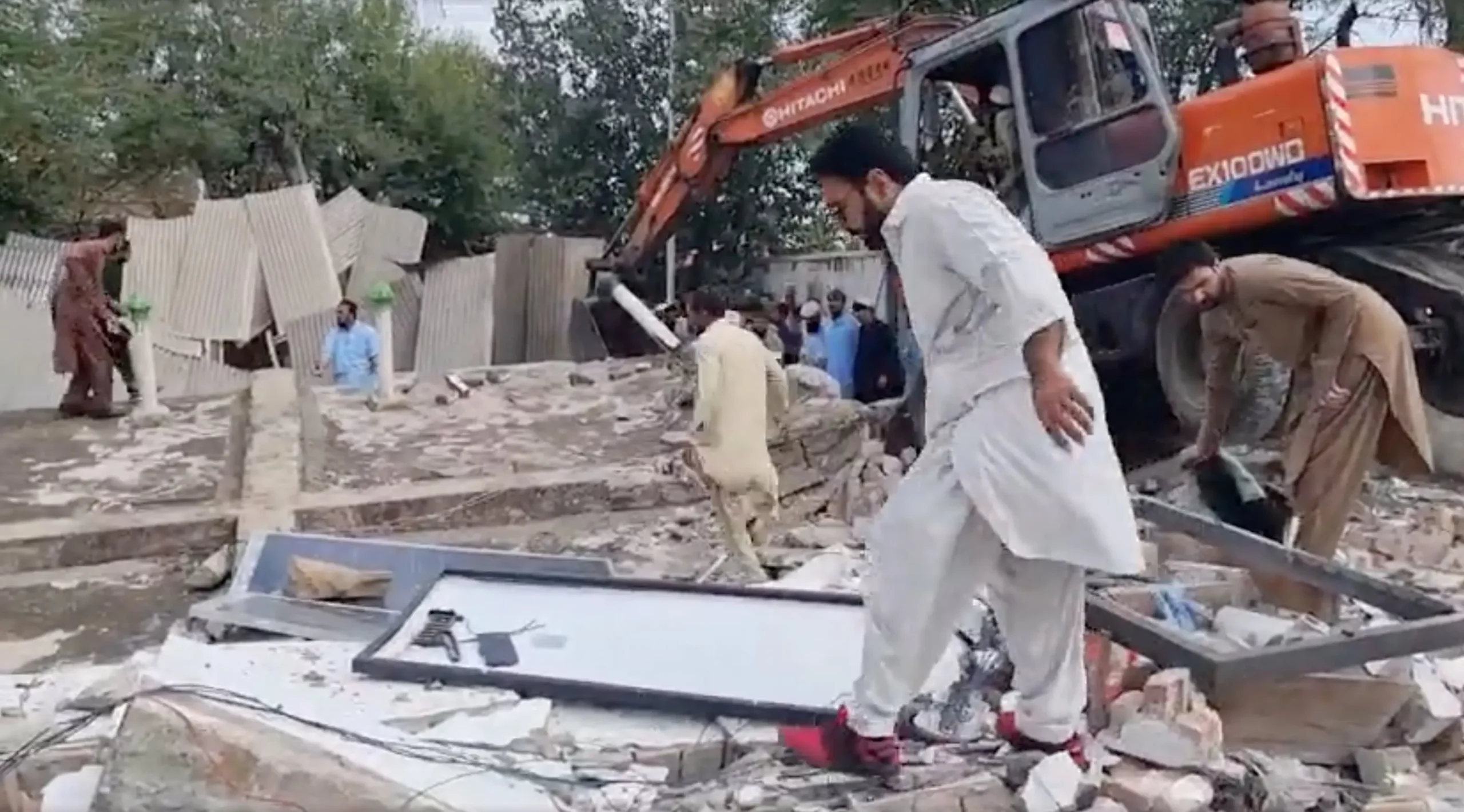 Dozens Die As Bombings Rocks Two Provinces In Pakistan