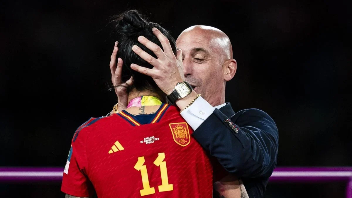 Hermoso Kiss Rubiales Finally Resigns As Spanish FA President