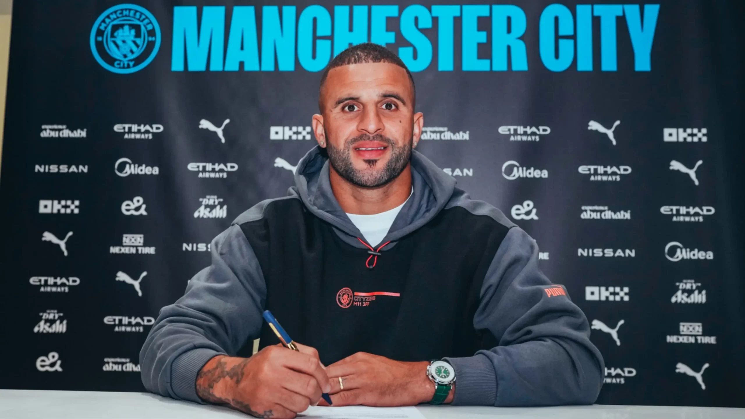 Kyle Walker Extends Stay At Man City With Two-Year Contract