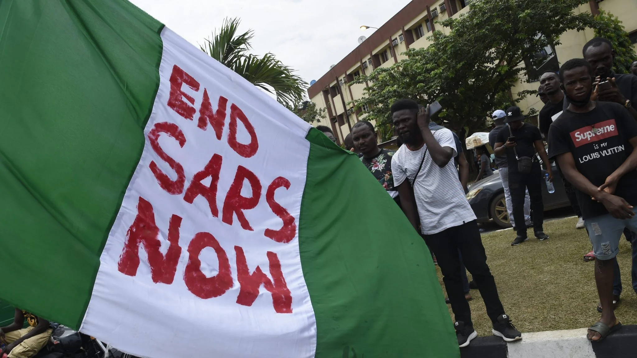 Lagos Govt Suspends Planned Mass Burial For #EndSARS Victims