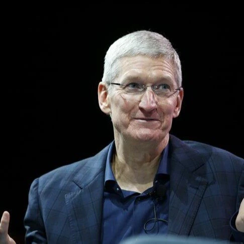 Tim Cook of Apple Pays Unplanned Visit to China