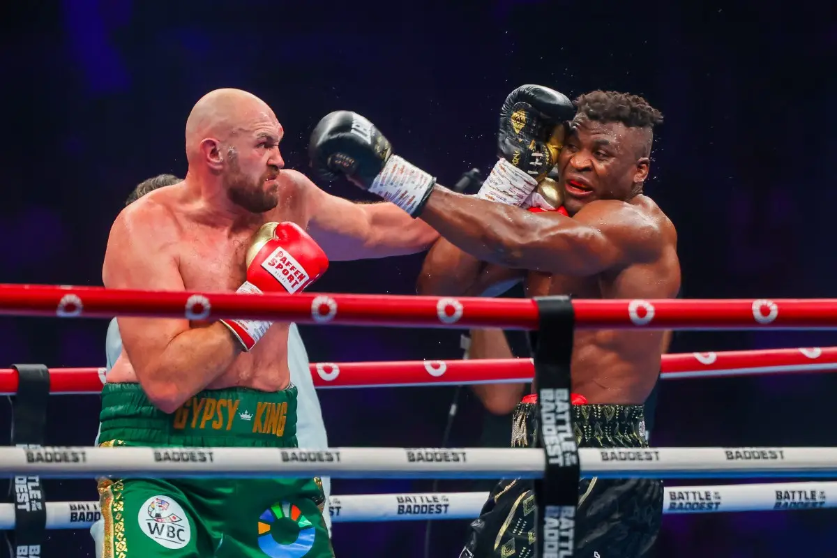 Tyson Fury Defeats Francis Ngannou By Split Decision